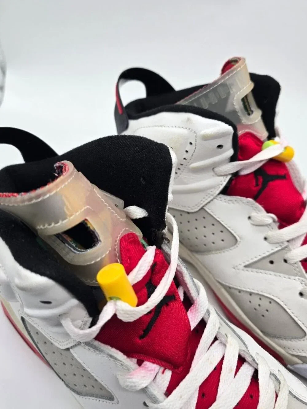 Air Jordan 6 Hare Size 9.5 White Red Sneakers